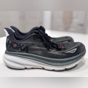 Hoka Clifton 9 Men's Size 7.5 D - Black/Grey Running Shoes